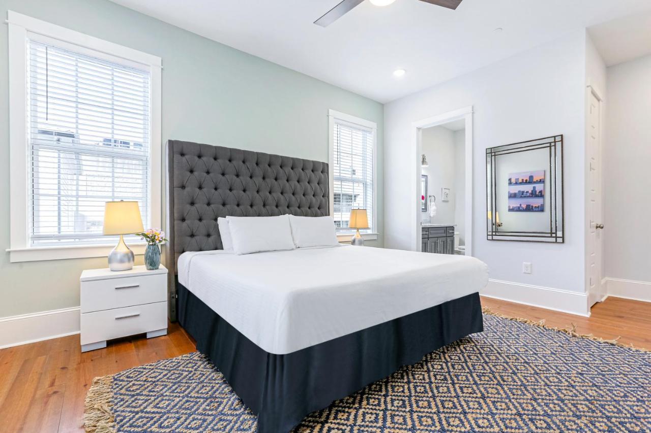 ニューオーリンズHosteeva Chic Urban Retreat W Pool Steps To St Charles Ave And Near Bourbon Stアパートメント エクステリア 写真