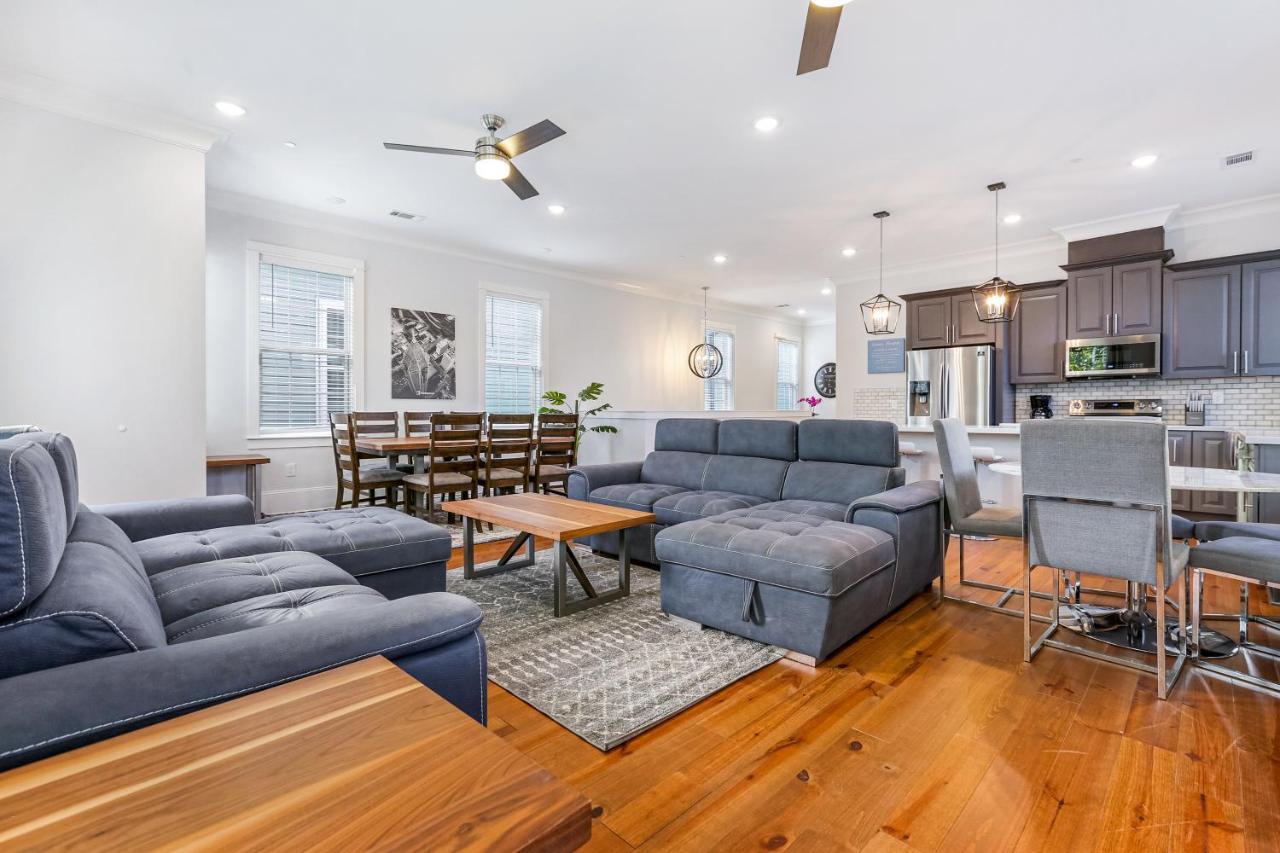 ニューオーリンズHosteeva Chic Urban Retreat W Pool Steps To St Charles Ave And Near Bourbon Stアパートメント エクステリア 写真